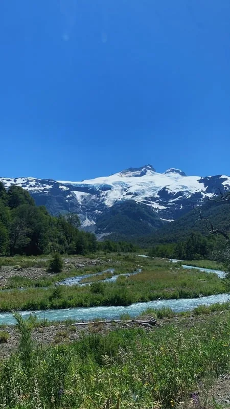 Montañas y paisaje patagónico